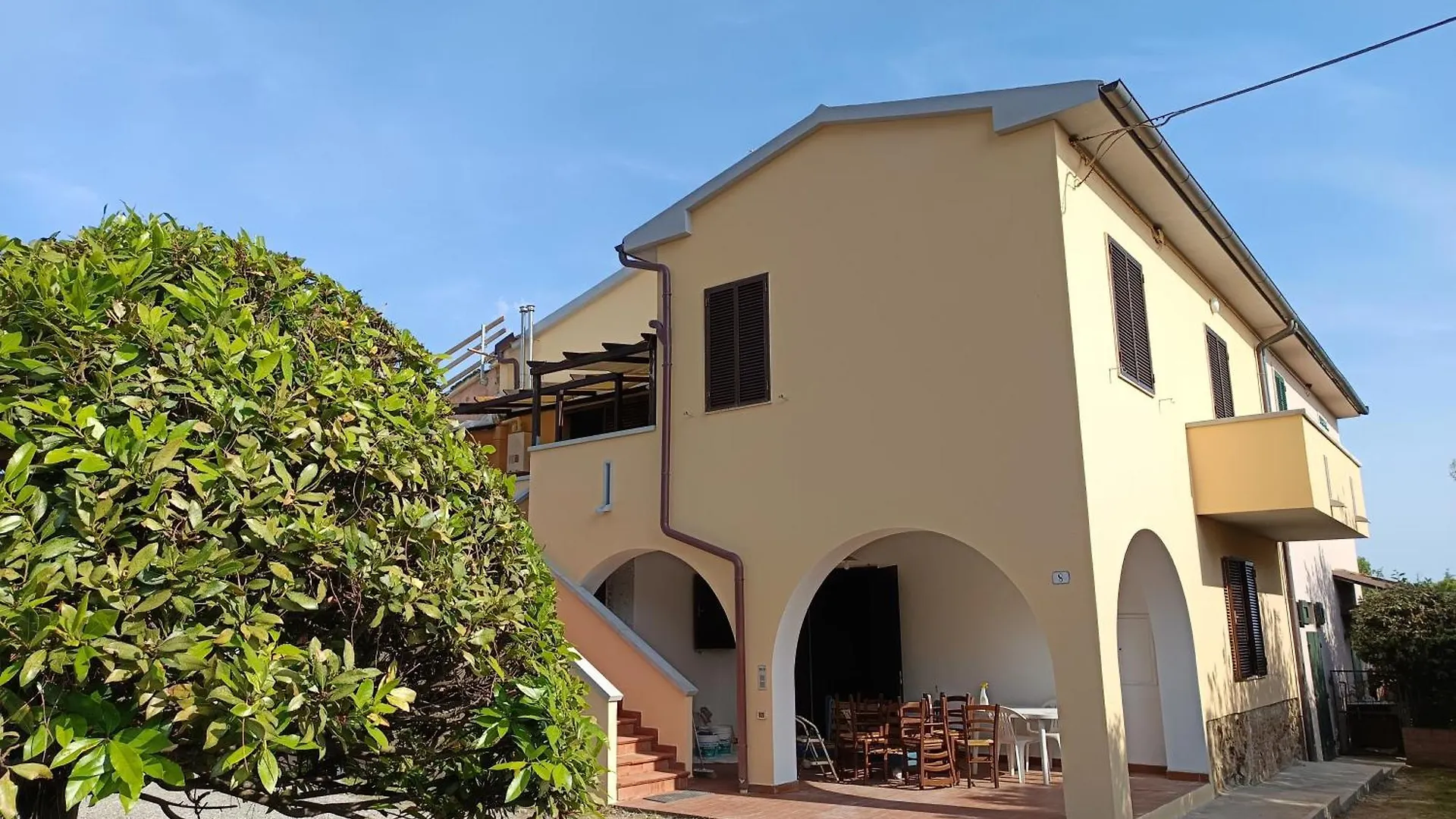 Trilocale In Campagna Con Giardino 